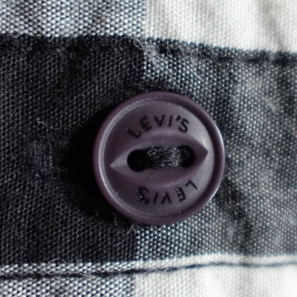 Levi's Classic One Pocket Standard Fit Shirt men's medium plaid NWT - Picture 5 of 12